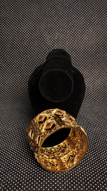 Royal Rajwadi Kada Bangle Set