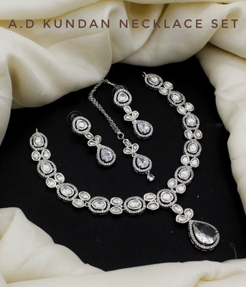 β¨π Stunning Kundan A.D Necklace Set π