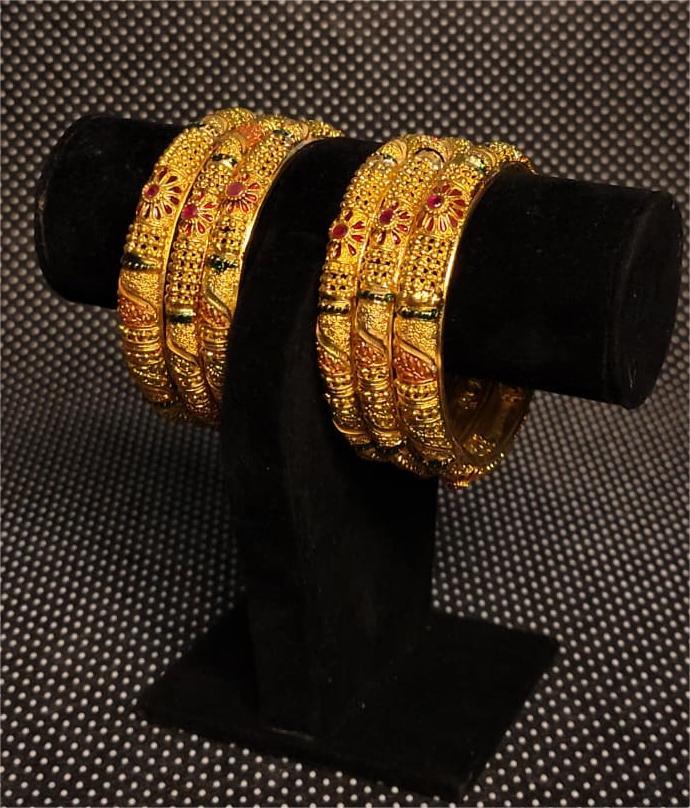 Royal Rajwadi Bangle Set – Traditional Elegance